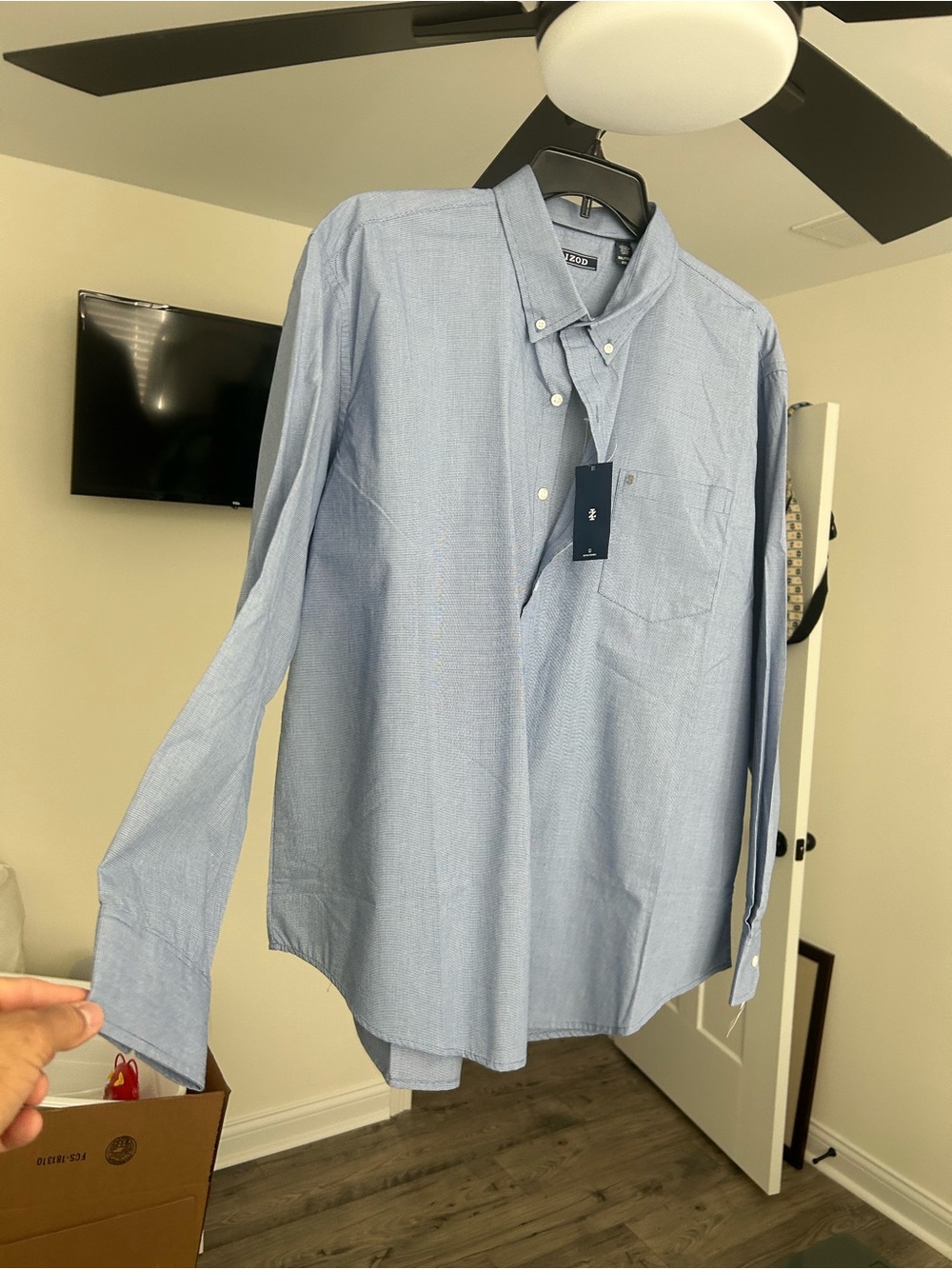 Izod Light Blue Long-Sleeve Button-Down Shirt